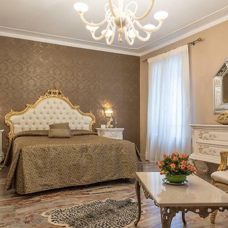 Ca' Del Cinema B&B Venetië Buitenkant foto