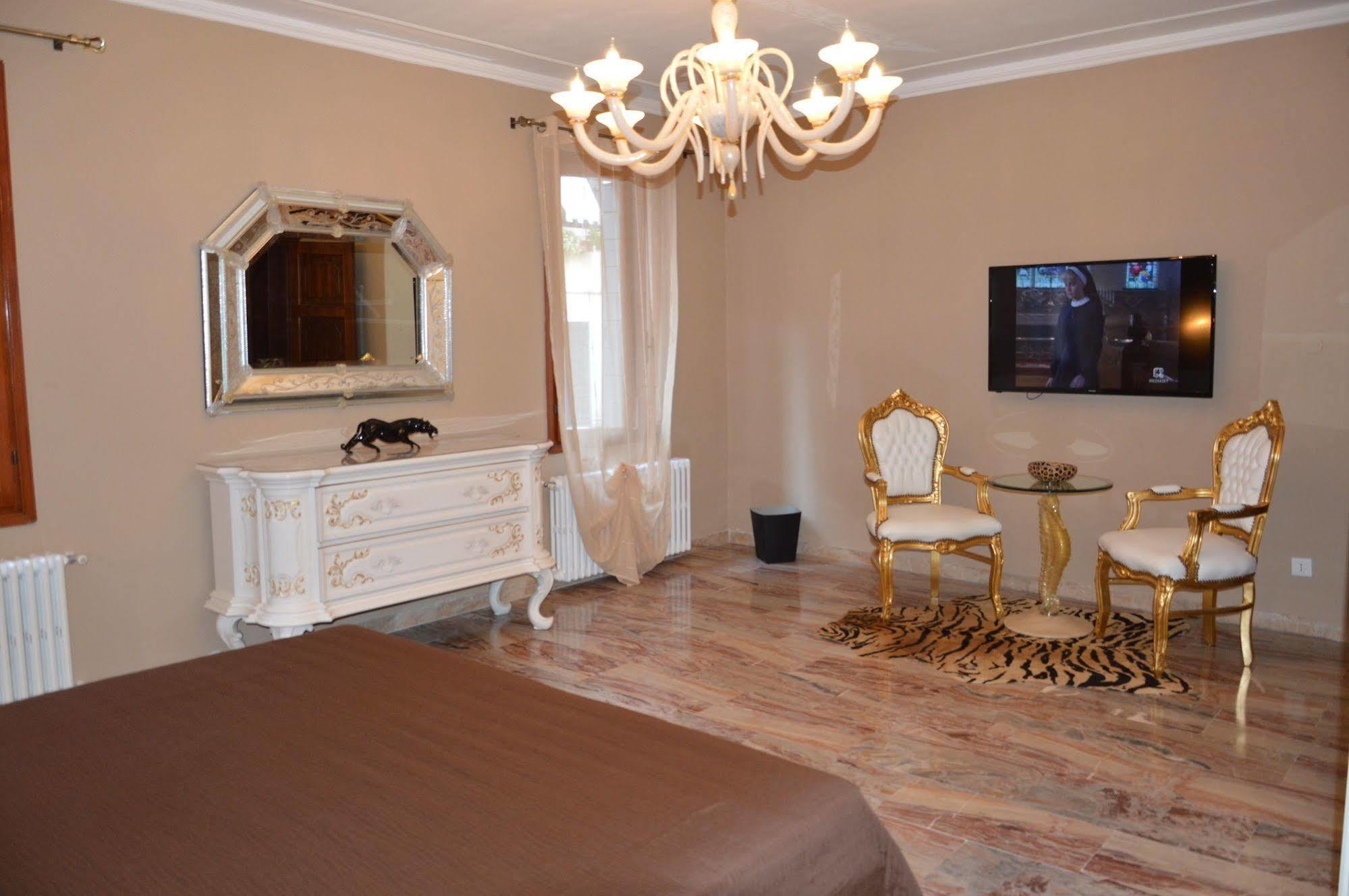 Ca' Del Cinema B&B Venetië Buitenkant foto