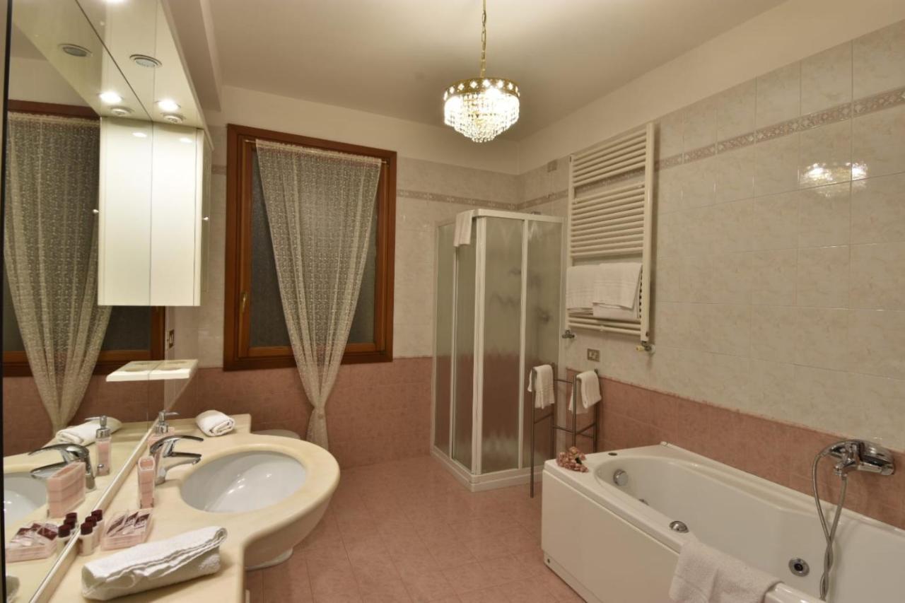 Ca' Del Cinema B&B Venetië Buitenkant foto