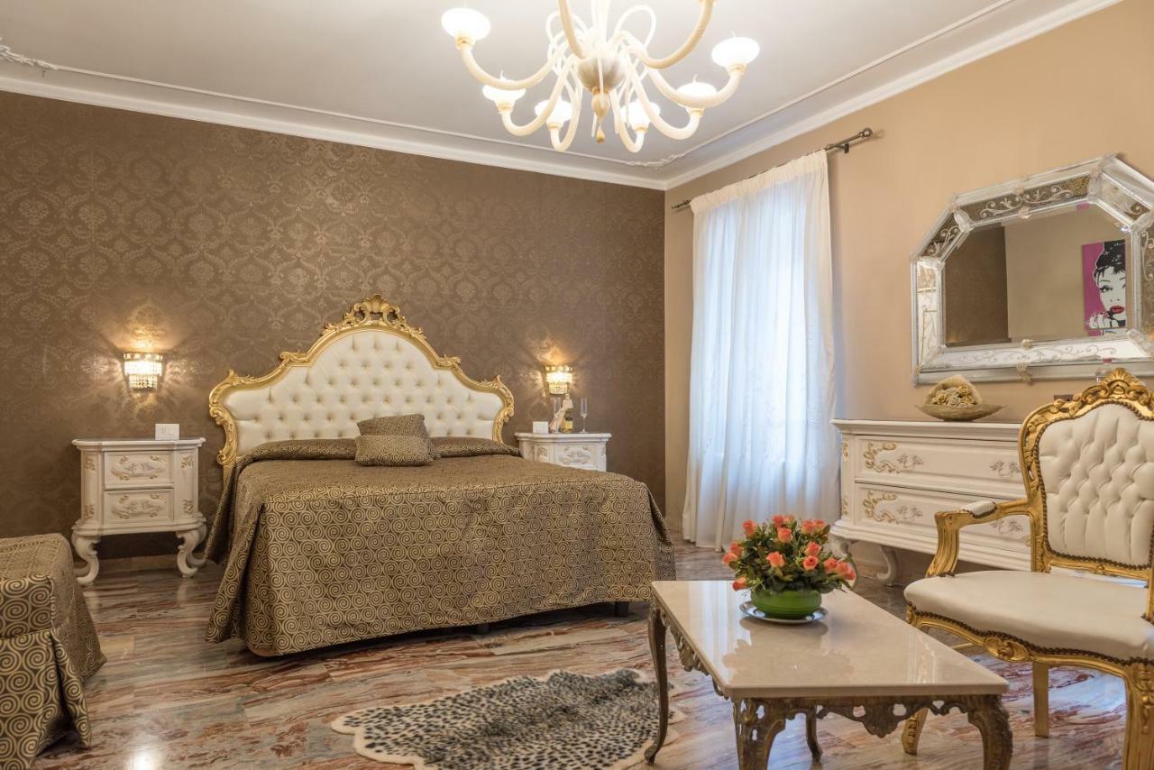 Ca' Del Cinema B&B Venetië Buitenkant foto